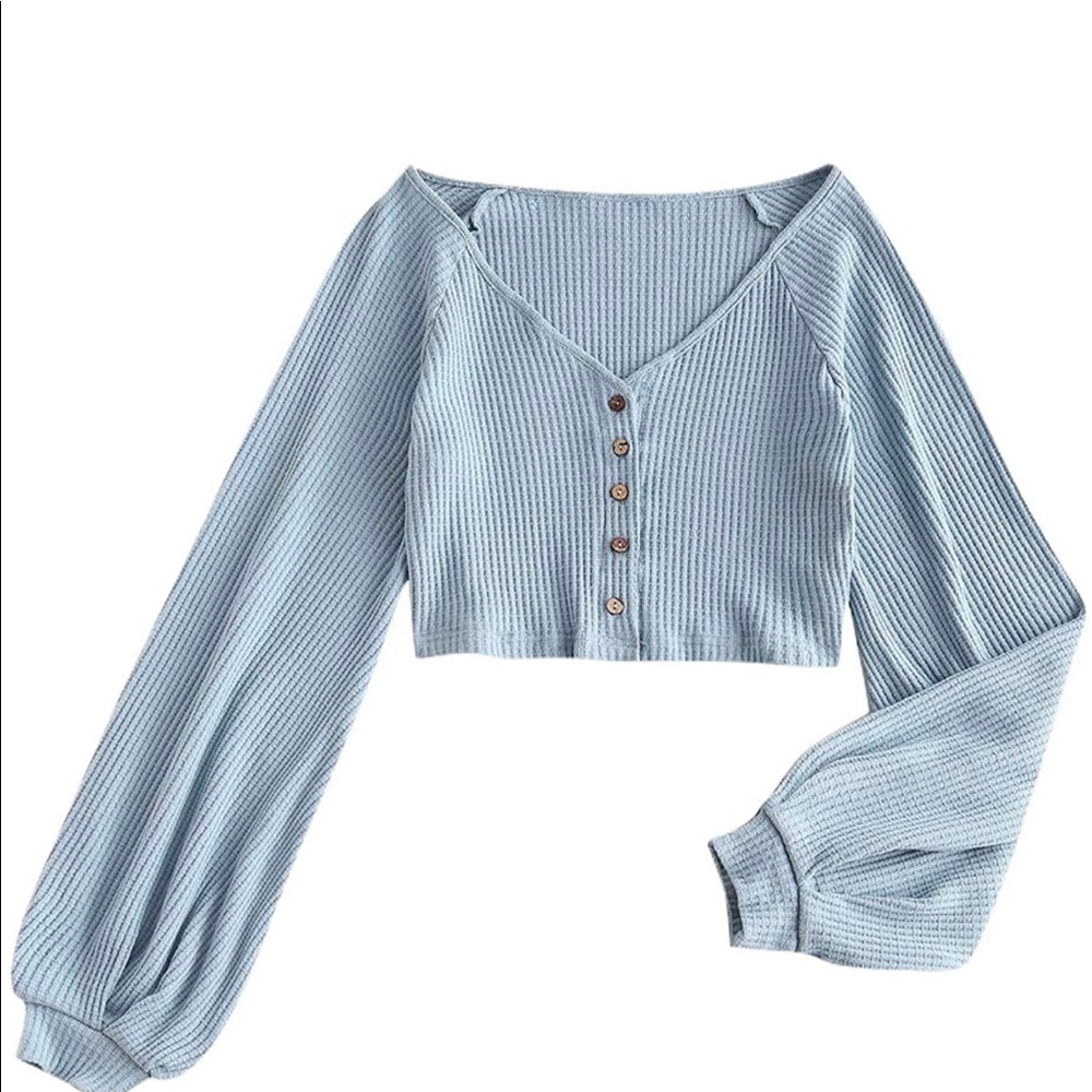 Cute blue crop top